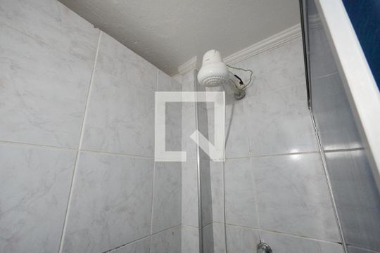 Banheiro social de kitnet/studio à venda com 1 quarto, 35m² em Aclimação, São Paulo