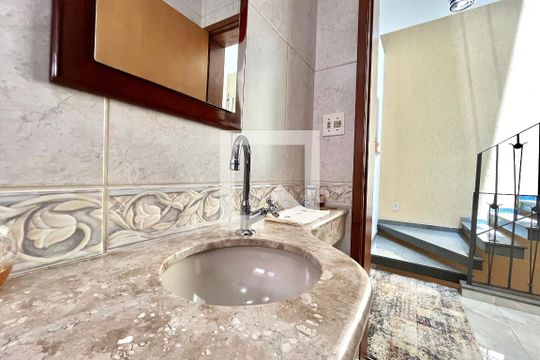 Lavabo de casa à venda com 3 quartos, 281m² em Cidade Vargas, São Paulo