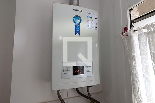 Cozinha e Área de Serviço de apartamento à venda com 2 quartos, 60m² em São Sebastião, Porto Alegre