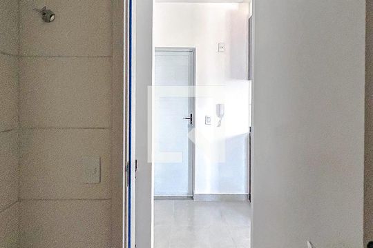 Banheiro de kitnet/studio à venda com 1 quarto, 30m² em Vila Carrão, São Paulo
