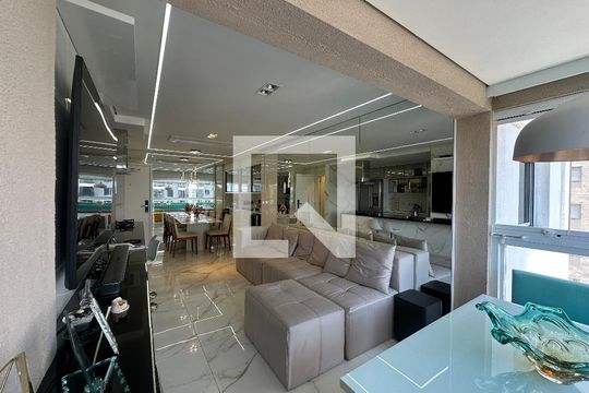 Sala de apartamento para alugar com 2 quartos, 82m² em Bethaville I, Barueri
