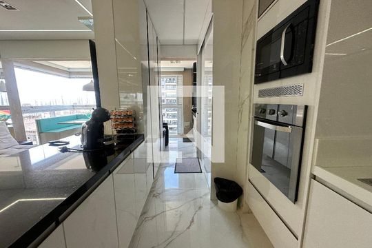 Cozinha de apartamento à venda com 2 quartos, 82m² em Bethaville I, Barueri