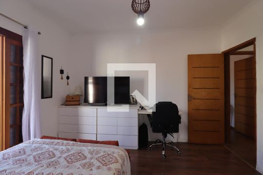 Suíte 1 de casa à venda com 3 quartos, 310m² em Vila Bastos, Santo André
