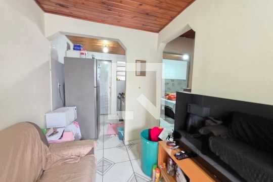 Casa à venda com 2 quartos, 73m² em Jardim Sao Carlos (Zona Leste), São Paulo