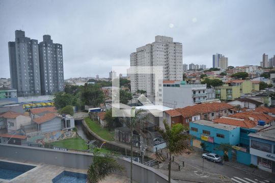 Apartamento à venda com 2 quartos, 60m² em Vila Pires, Santo André