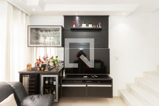 Sala de casa à venda com 3 quartos, 120m² em Santo Amaro, São Paulo