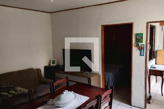 Casa à venda com 2 quartos, 86m² em Nova Gerti, São Caetano do Sul