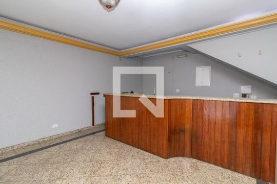 Sala de casa para alugar com 3 quartos, 251m² em Vila Rio Branco, São Paulo