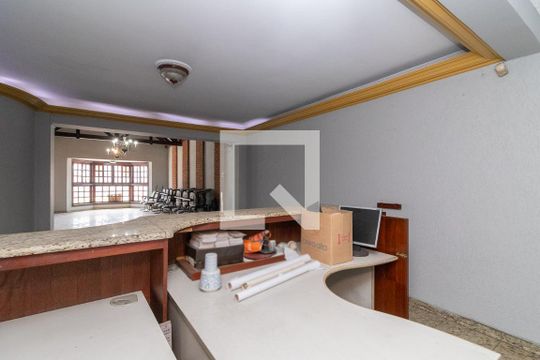 Sala de casa para alugar com 3 quartos, 251m² em Vila Rio Branco, São Paulo
