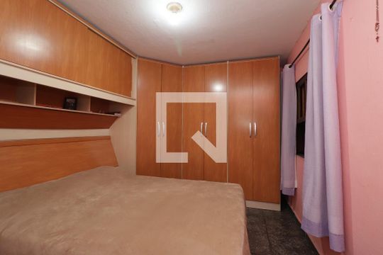 Quarto 2 de casa à venda com 2 quartos, 150m² em Jardim Itapemirim, São Paulo