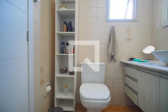 Banheiro de apartamento à venda com 2 quartos, 85m² em Pátria Nova, Novo Hamburgo