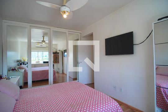 Quarto de apartamento à venda com 2 quartos, 85m² em Pátria Nova, Novo Hamburgo