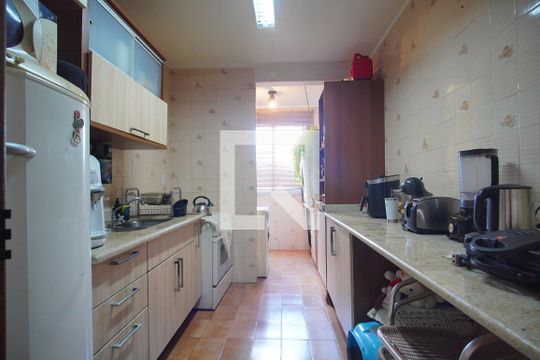 Cozinha de apartamento à venda com 2 quartos, 85m² em Pátria Nova, Novo Hamburgo