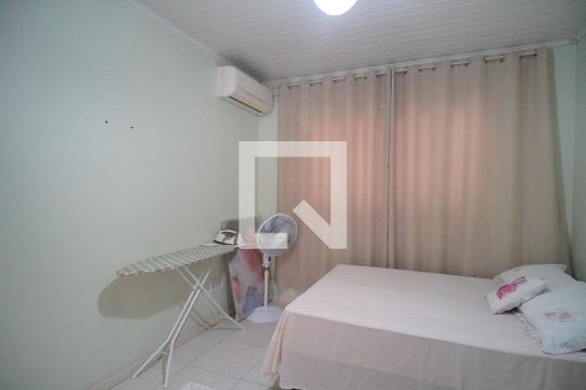 Casa à venda com 2 quartos, 75m² em Santo Afonso, Novo Hamburgo