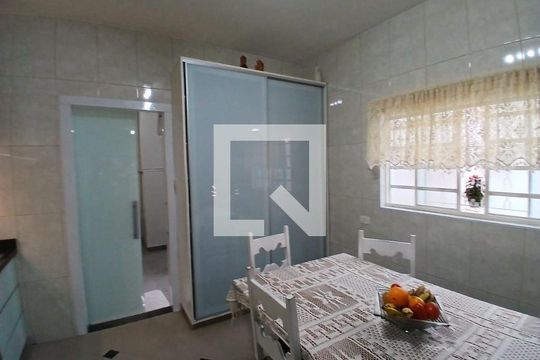 Casa à venda com 3 quartos, 165m² em Santa Paula, São Caetano do Sul