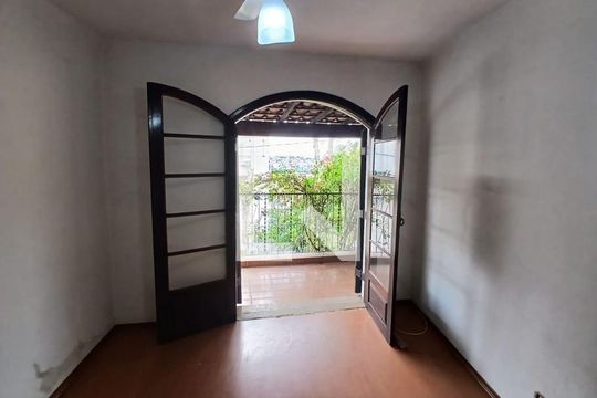 Casa à venda com 3 quartos, 175m² em Santo Antônio, São Caetano do Sul