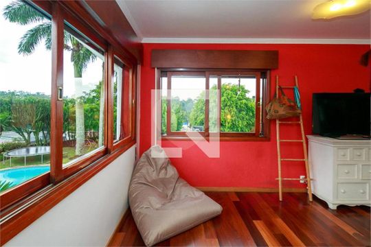 Casa à venda com 4 quartos, 578m² em Chácara Monte Alegre, São Paulo