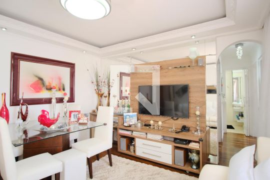 Sala de apartamento à venda com 2 quartos, 60m² em Vila Carrão, São Paulo