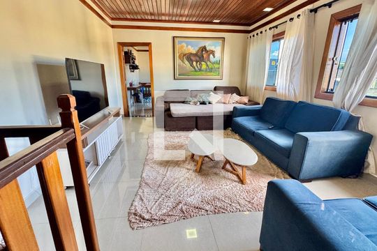 Sala de casa de condomínio à venda com 4 quartos, 260m² em Taguatinga Norte (Taguatinga), Brasília