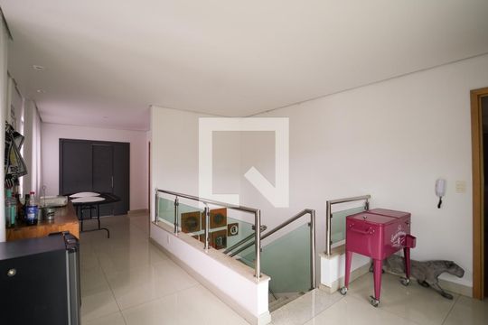 Apartamento à venda com 4 quartos, 400m² em Savassi, Belo Horizonte