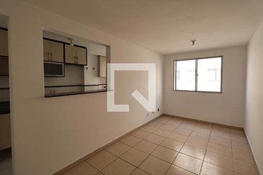Sala de apartamento à venda com 2 quartos, 50m² em Parque Sao Vicente, Santo André