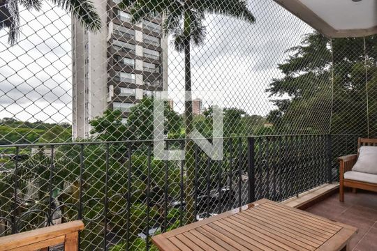 Varanda de apartamento para alugar com 4 quartos, 147m² em Jardim Ampliacao, São Paulo