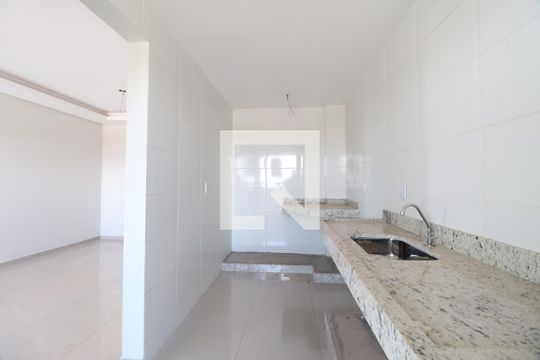 Cozinha de apartamento para alugar com 2 quartos, 70m² em Santa Mônica, Uberlândia