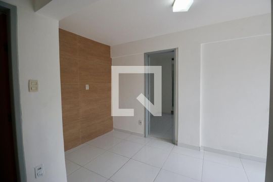 Apartamento para alugar com 2 quartos, 57m² em Barbalho, Salvador