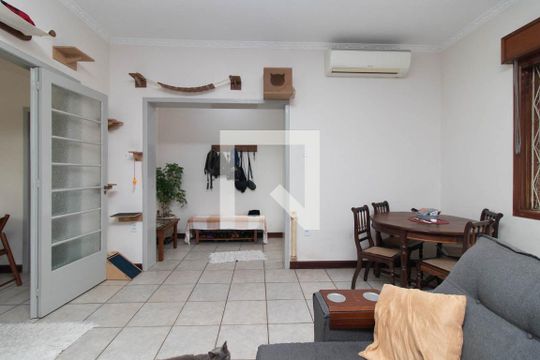 Sala de casa à venda com 3 quartos, 300m² em Partenon, Porto Alegre