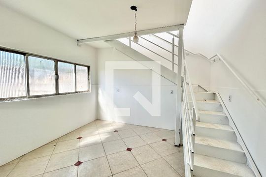 Sala de casa para alugar com 3 quartos, 119m² em Campestre, São Leopoldo