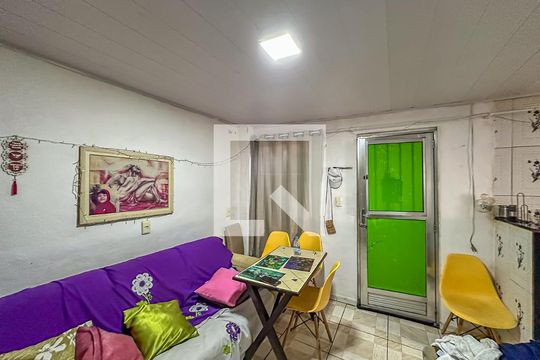 Casa à venda com 1 quarto, 124m² em Catete, Rio de Janeiro