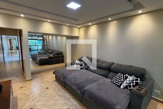 Sala 2 de casa à venda com 5 quartos, 278m² em Parque Capuava, Santo André