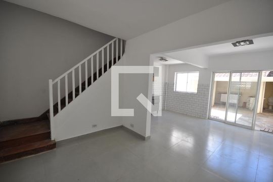 Sala de casa para alugar com 2 quartos, 95m² em Tucuruvi, São Paulo