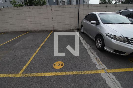 Vaga de apartamento para alugar com 1 quarto, 50m² em Cidade Líder, São Paulo