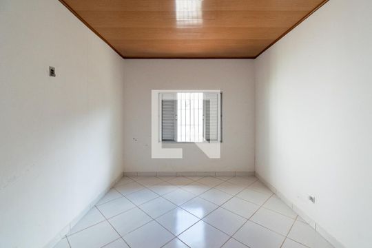 Quarto 1 de casa à venda com 4 quartos, 280m² em Jardim Itacolomi, São Paulo