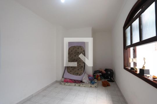 Quarto 3 de casa à venda com 3 quartos, 199m² em Jardim Cotiana, São Paulo