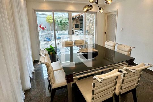 Casa à venda com 4 quartos, 350m² em Parque dos Passaros, São Bernardo do Campo