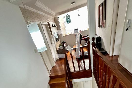 Casa à venda com 4 quartos, 350m² em Parque dos Passaros, São Bernardo do Campo