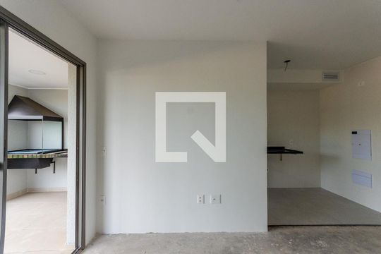 Sala de apartamento à venda com 3 quartos, 86m² em City América, São Paulo