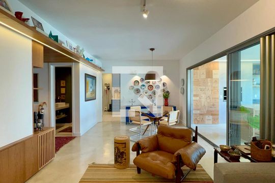 Sala de TV de apartamento à venda com 3 quartos, 149m² em Vila Madalena, São Paulo