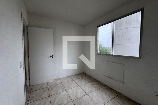 Quarto 2 de apartamento para alugar com 2 quartos, 56m² em Santos Dumont, São Leopoldo