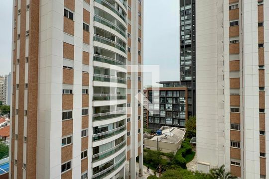 Sacada de kitnet/studio à venda com 1 quarto, 17m² em Pinheiros, São Paulo