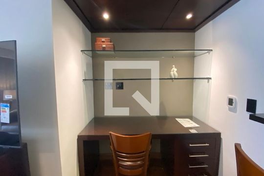 Sala de apartamento para alugar com 1 quarto, 60m² em Itaim Bibi, São Paulo