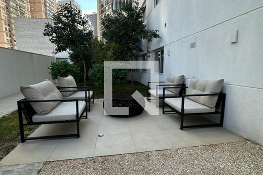 Área comum de apartamento para alugar com 2 quartos, 69m² em Alphaville Empresarial, Barueri