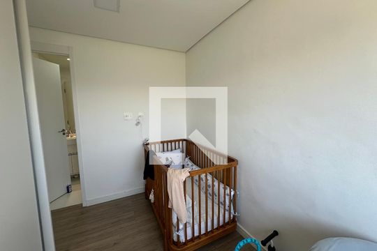 Suíte 1 de apartamento para alugar com 2 quartos, 69m² em Alphaville Empresarial, Barueri