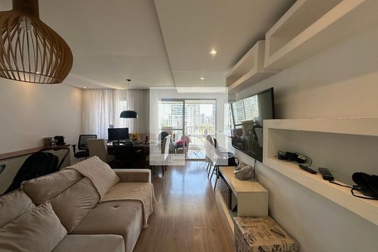 Sala de apartamento para alugar com 2 quartos, 69m² em Alphaville Empresarial, Barueri