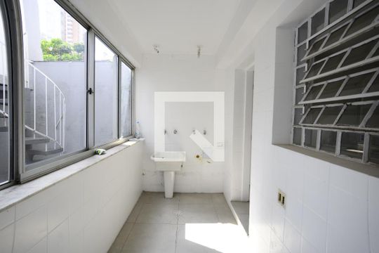 Casa à venda com 2 quartos, 200m² em Vila Mariana, São Paulo