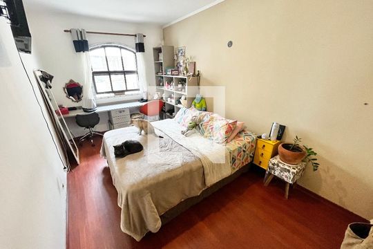 Quarto 1 de casa à venda com 3 quartos, 225m² em Vila Prado, São Paulo