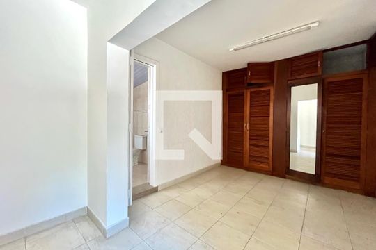 Suite de casa à venda com 3 quartos, 136m² em Vila da Saúde, São Paulo
