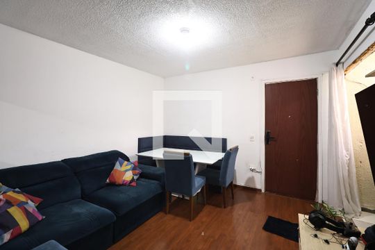 Sala de apartamento para alugar com 2 quartos, 60m² em Jardim Alzira Franco, Santo André